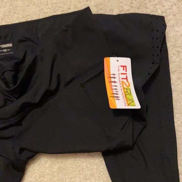 NWT Fit2run black leggings - Picture 4 of 7